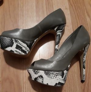 Grey heels